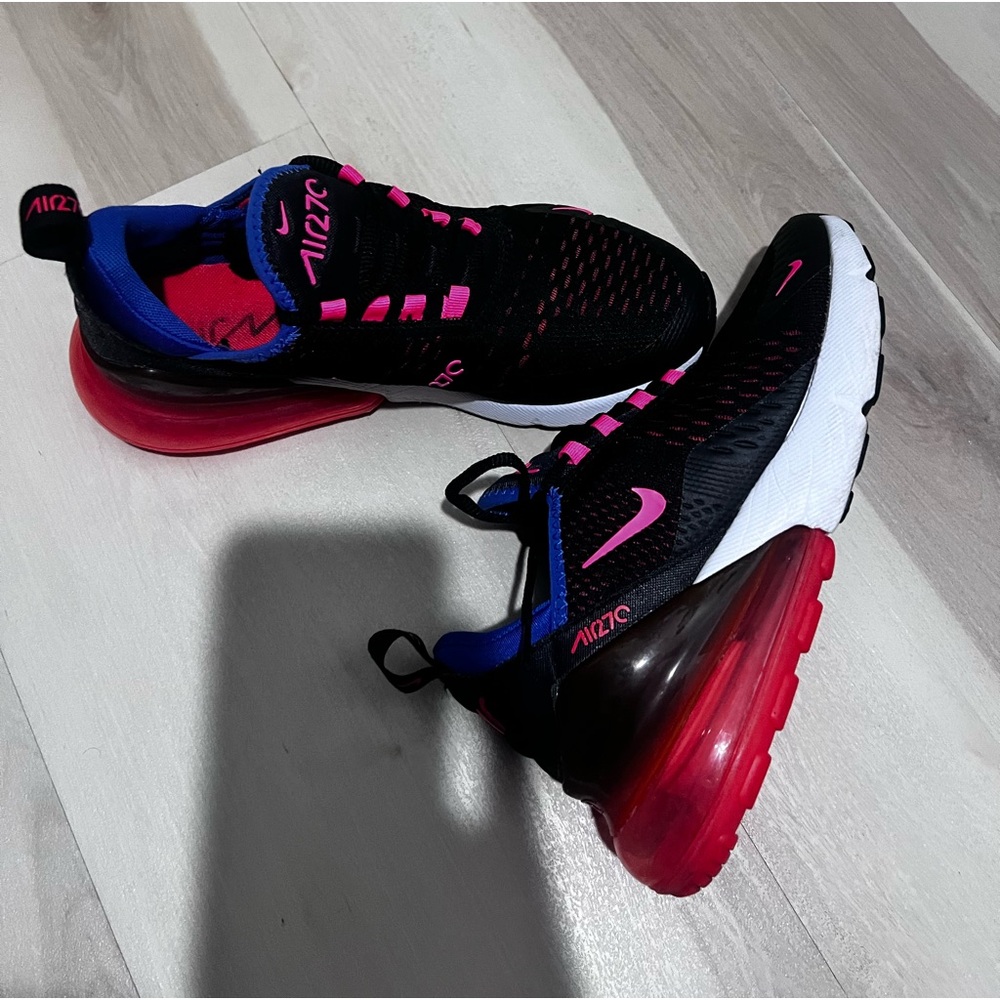 Nike 270s women